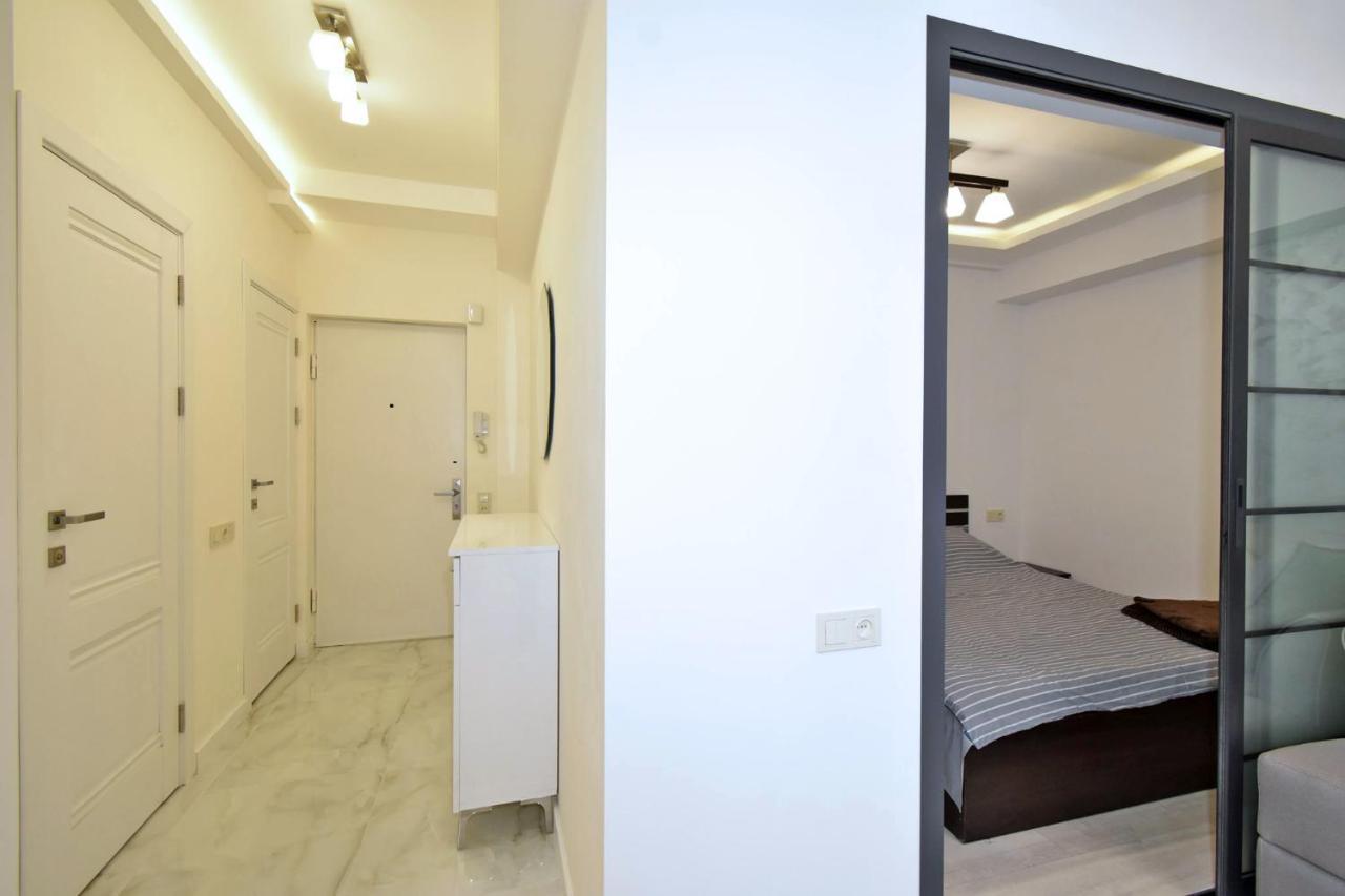 Apart House In Centr Koghbaci Strit Yerevan Exterior photo