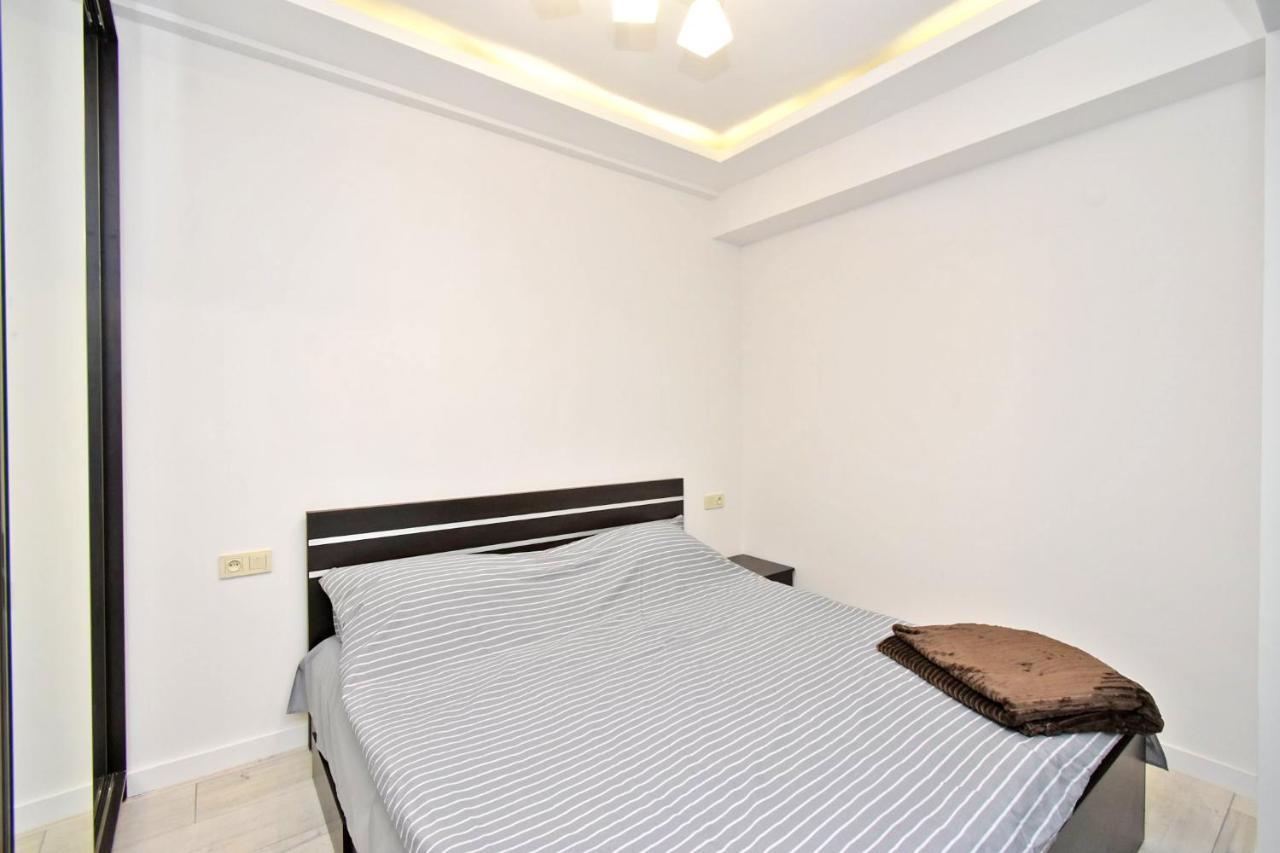 Apart House In Centr Koghbaci Strit Yerevan Exterior photo